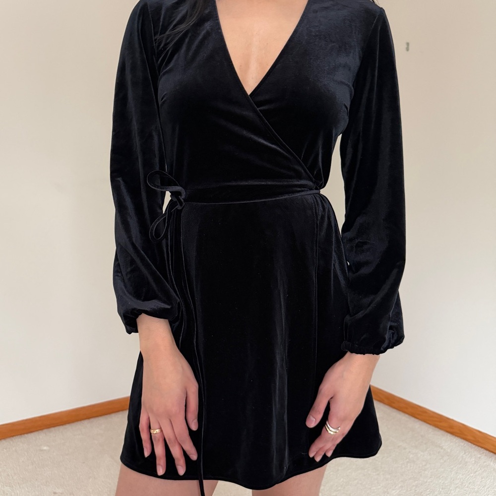 Zara Black Velvet Long Sleeve Wrap Dress